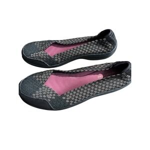 NWT Skechers Brown Relaxed Fit Memory Foam Woven SlipOn Round Toe Flats Size 10‎